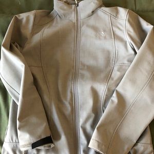 Light gray women apex north face jacket